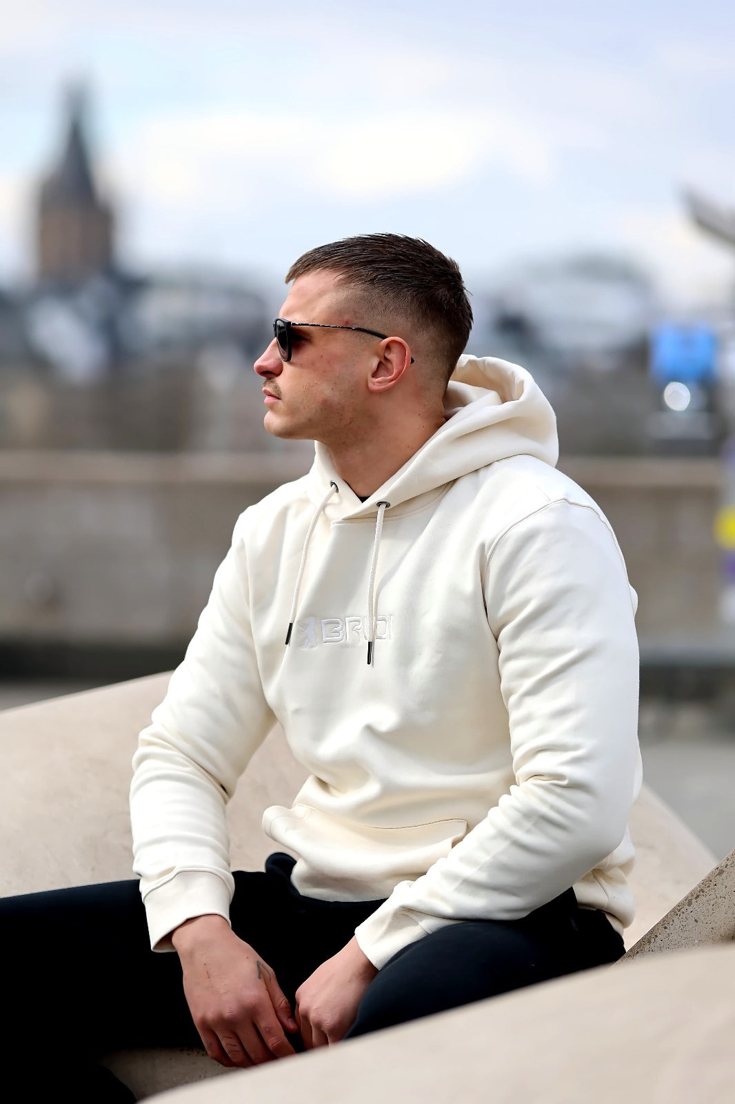 Brudi Kapuzensweatshirt "beige"